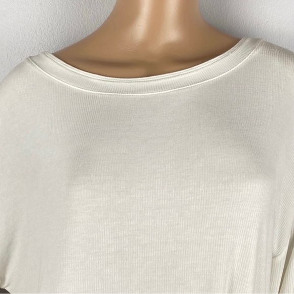 NEW FREE PEOPLE IVORY LONG SLEEVE OPEN BACK TOP - Picture 4 of 8